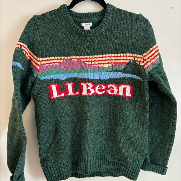 L.L. Bean Sweaters - L.L.Bean Forest Green Lamb’s Wool Crewneck Sweater with Multicolor Scenic Stripe